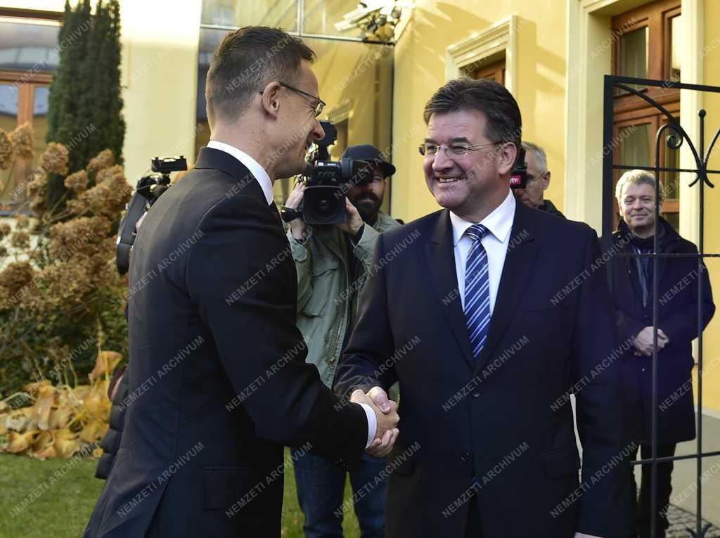 Szijjártó Péter Pozsonyban