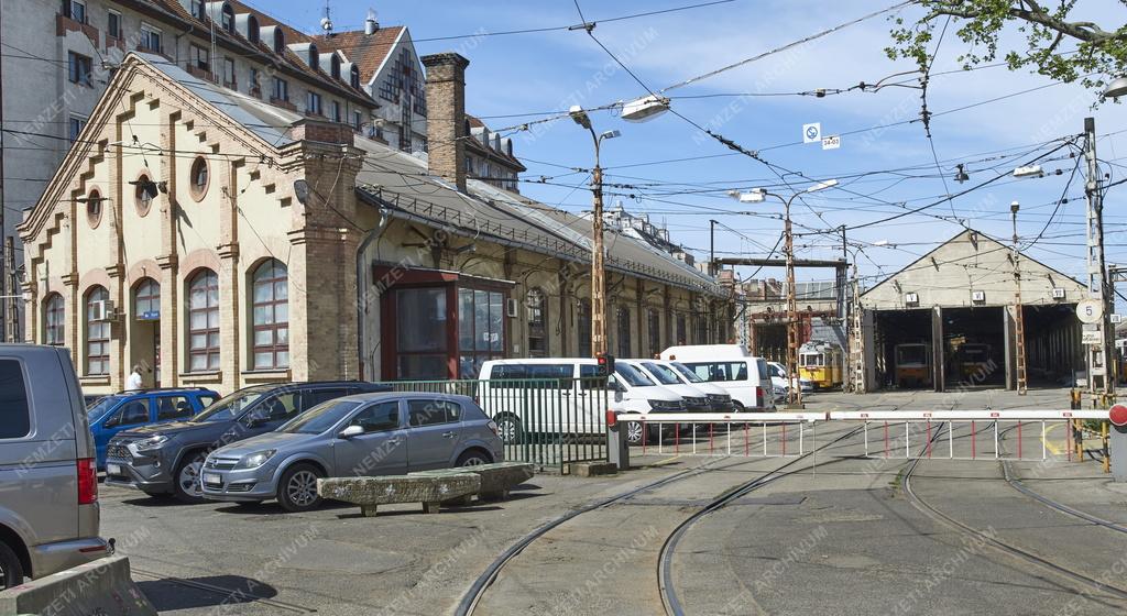 Közlekedés - Budapest - Baross kocsiszín