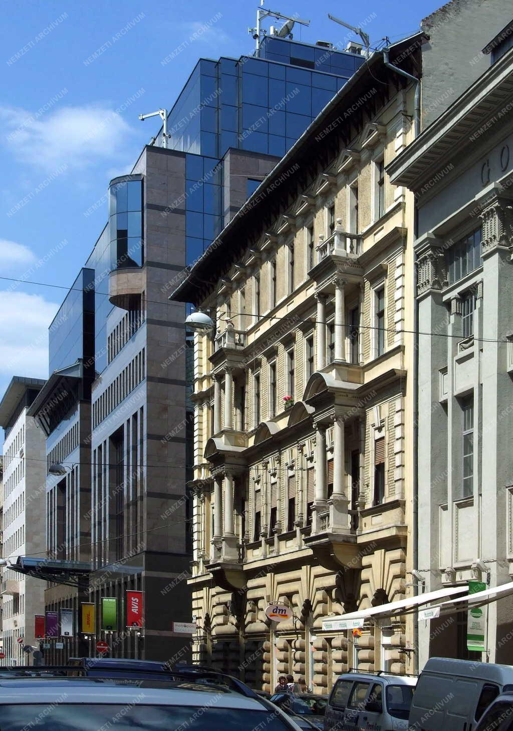 Városkép - Budapest - Arany János utca