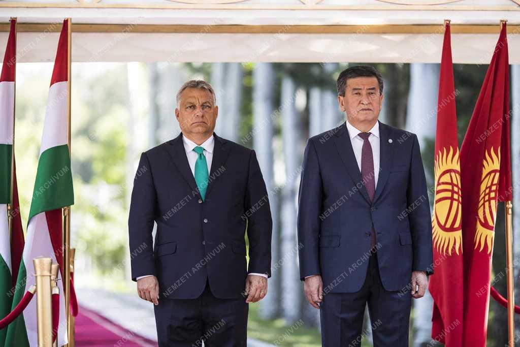 Orbán Viktor Kirgizisztánban