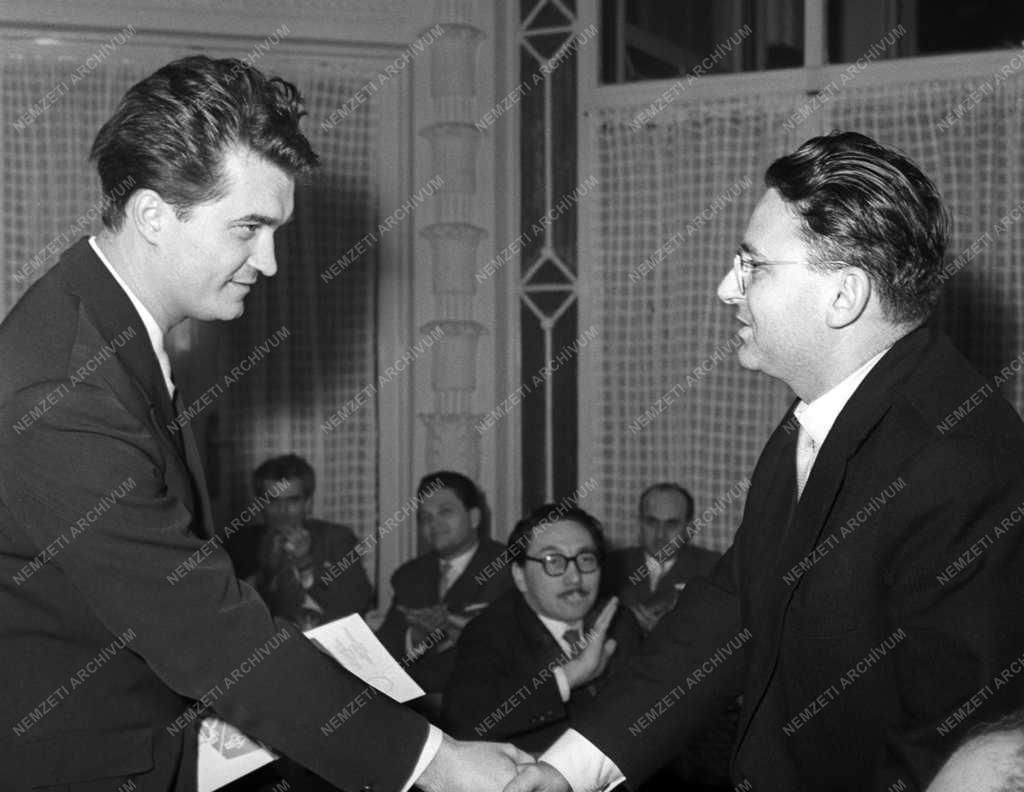 Kultúra - Kitüntetés - Kiosztották a filmkritikusok díjait
