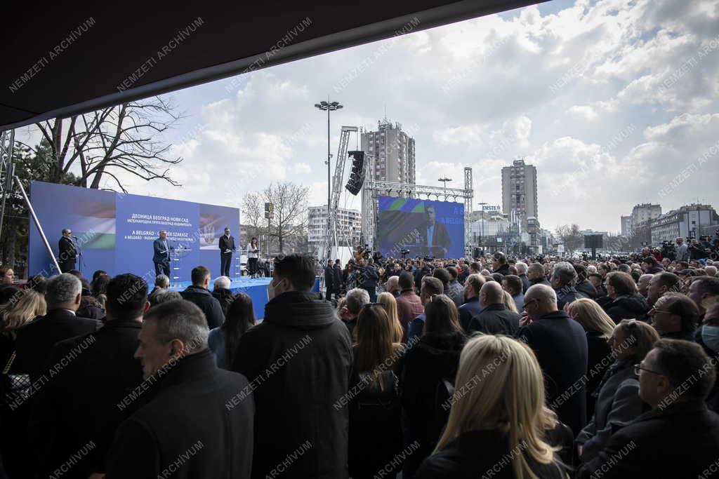 Orbán Viktor Szerbiában