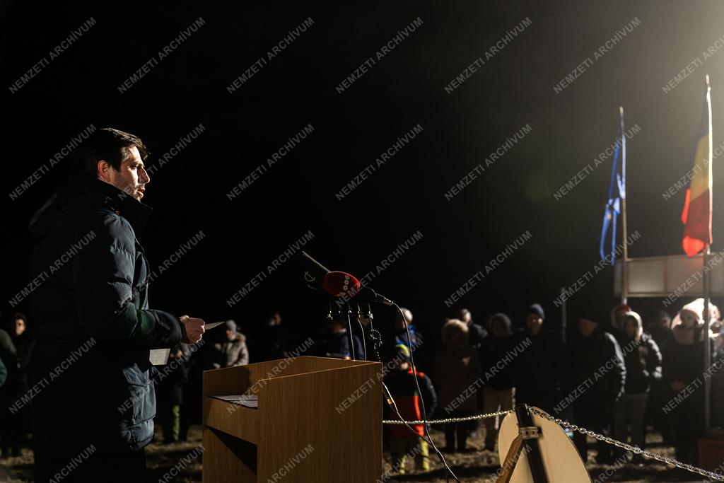 A Pocsaj és Biharkeresztes közötti határátkelő szimbolikus megnyitása 