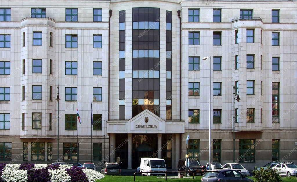 Városkép - Államigazgatás - Külügyminisztérium épülete