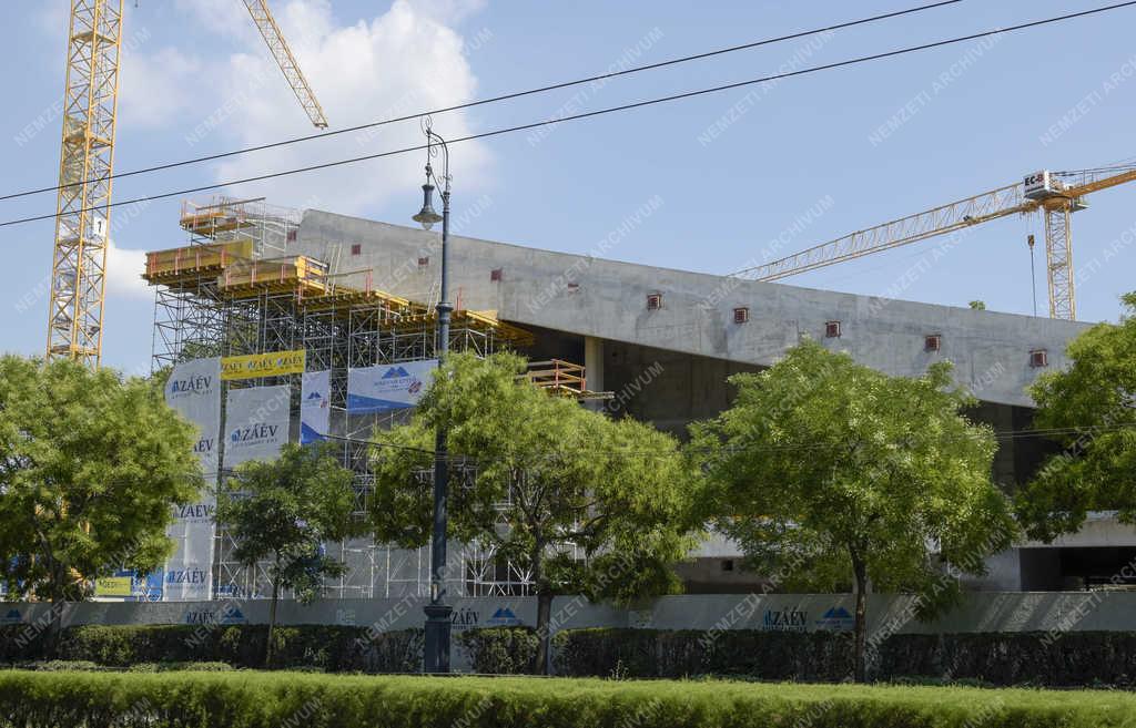 Építkezés - Budapest - Épül az új Néprajzi Múzeum