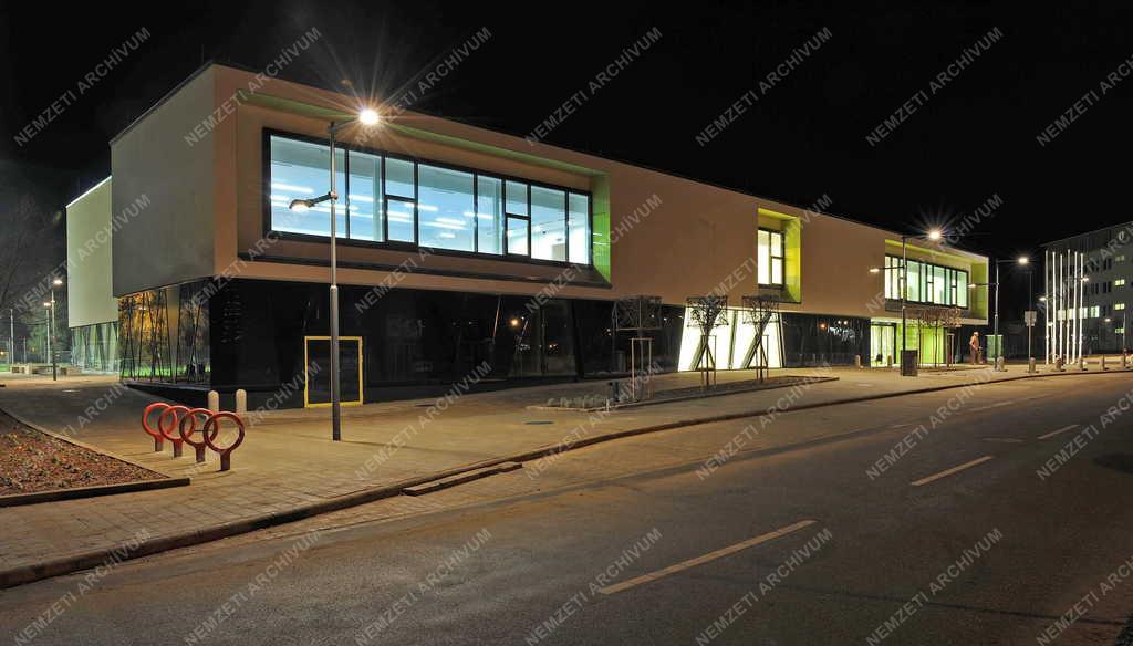 Oktatás - Debrecen - Sporttudományi Oktatóközpont