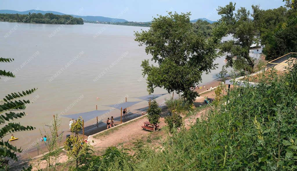 Szabadidő - Zebegény - Dunai strand