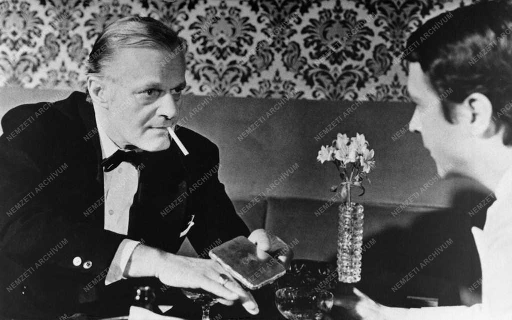 Kultúra - Film - Megbízható úriember című tv-film forgatása