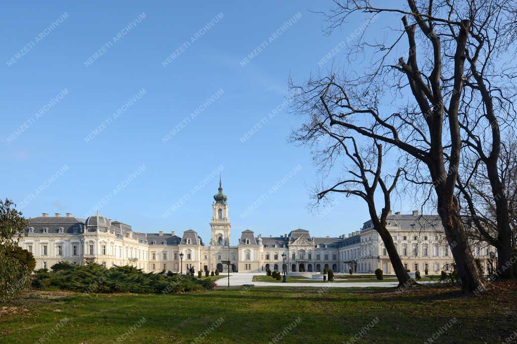 Épület - Keszthely - A Helikon Kastélymúzeum épülete