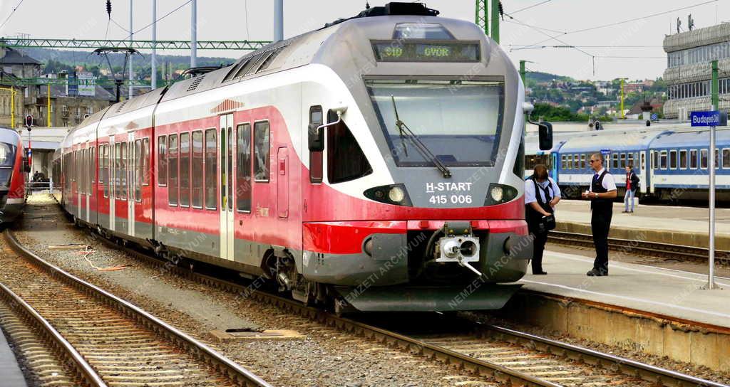 Közlekedés - Budapest - Déli pályaudvar