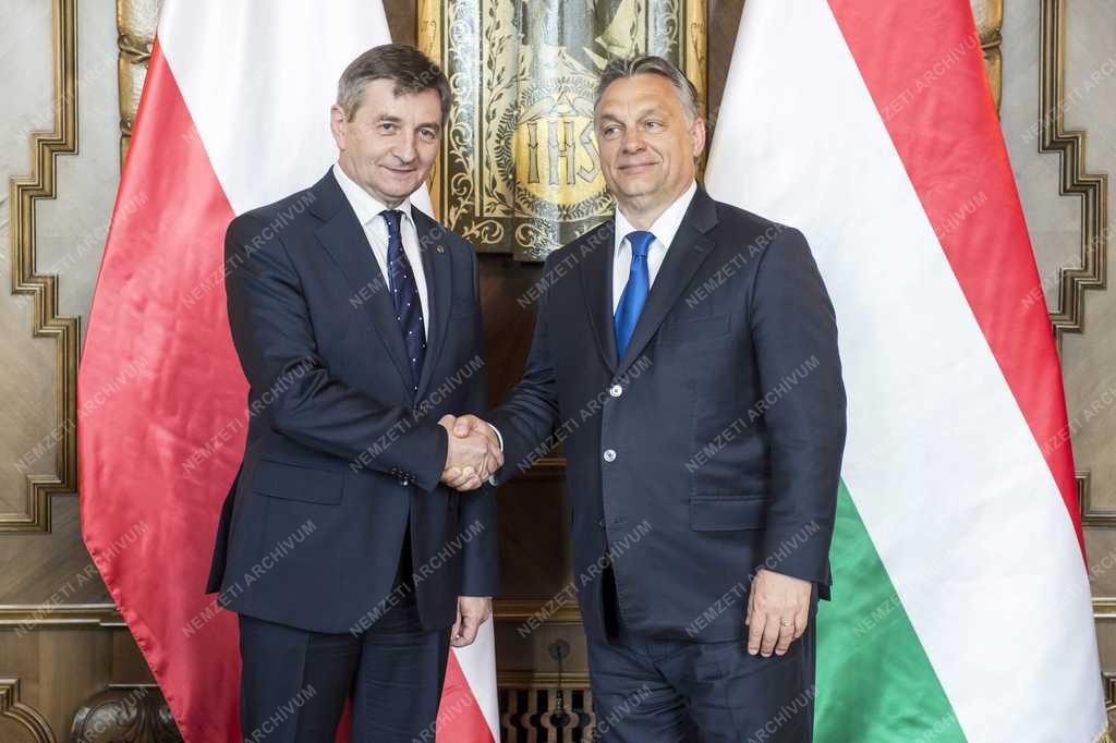 Orbán Viktor fogadta a lengyel szejm elnökét