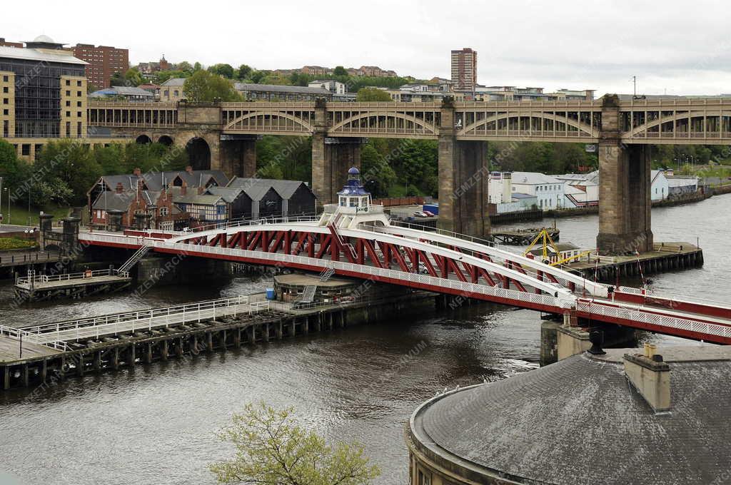 Városok - Newcastle - Swing Bridge