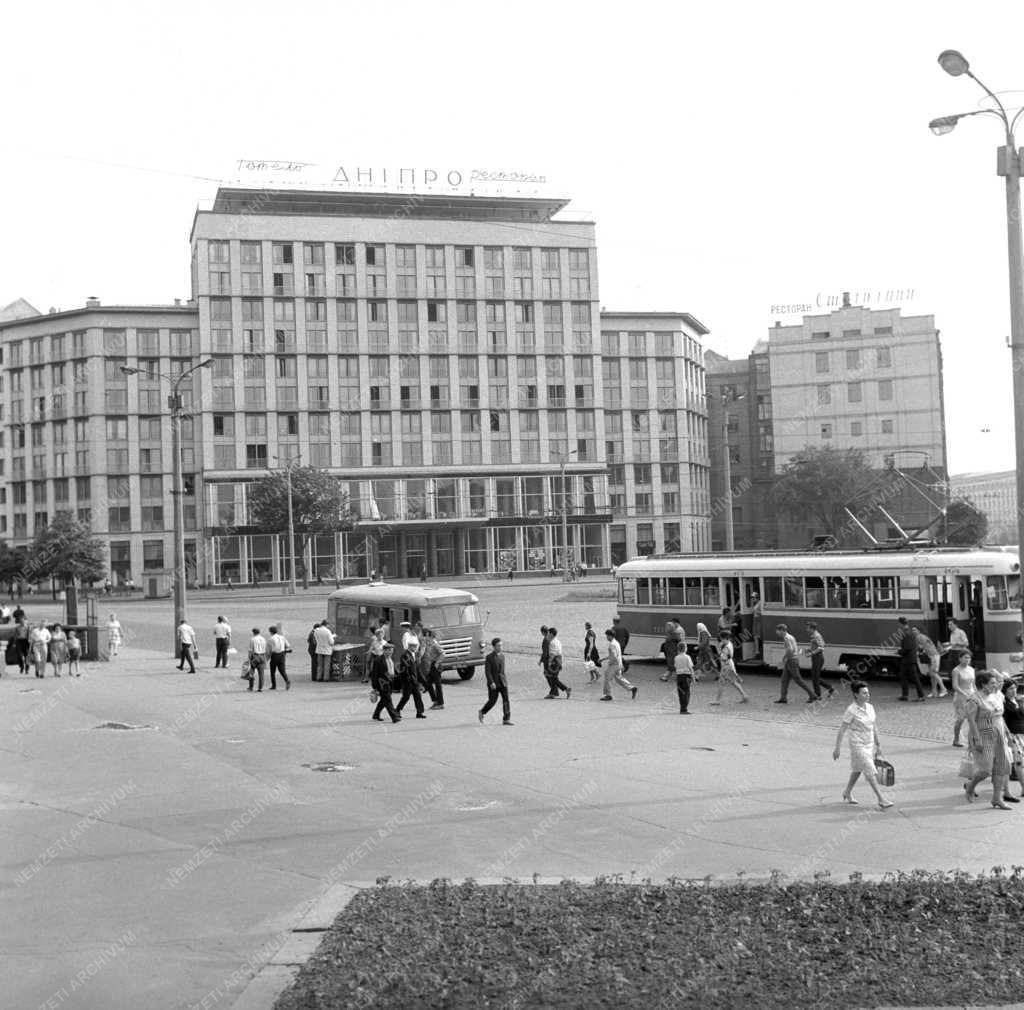 Városkép - Életkép - Ukrajna - Kijev