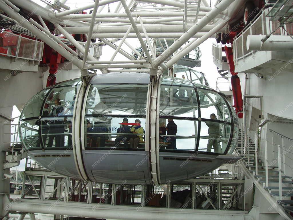 London - A London Eye 