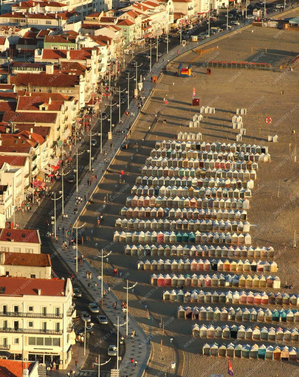 Portugália - Nazaré - Óceánparti strand