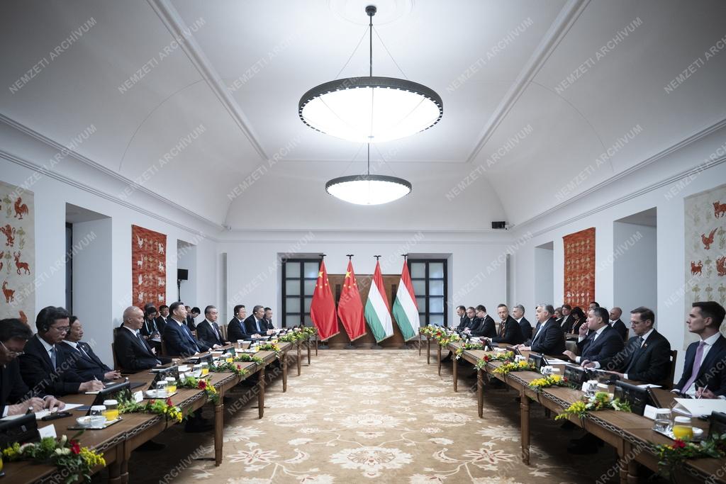 A kínai elnök Budapesten