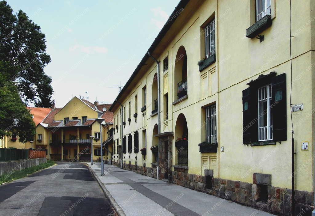 Épület - Budapest - Az egykori gázgyári lakóépületek