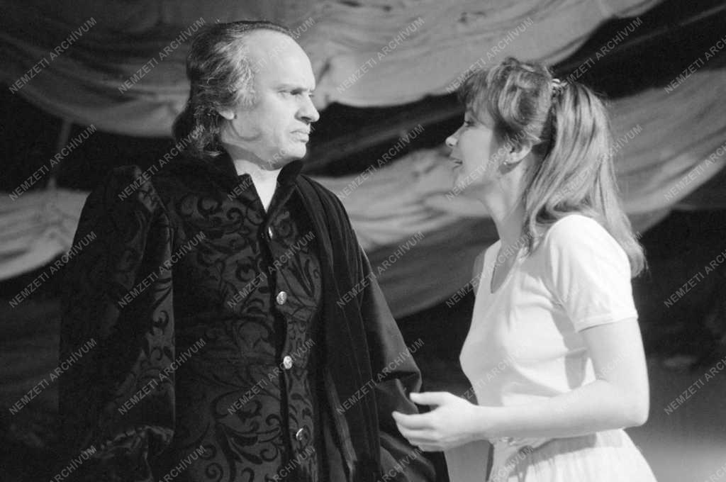 Kultúra - Shakespeare: Ahogy tetszik című vígjátéka