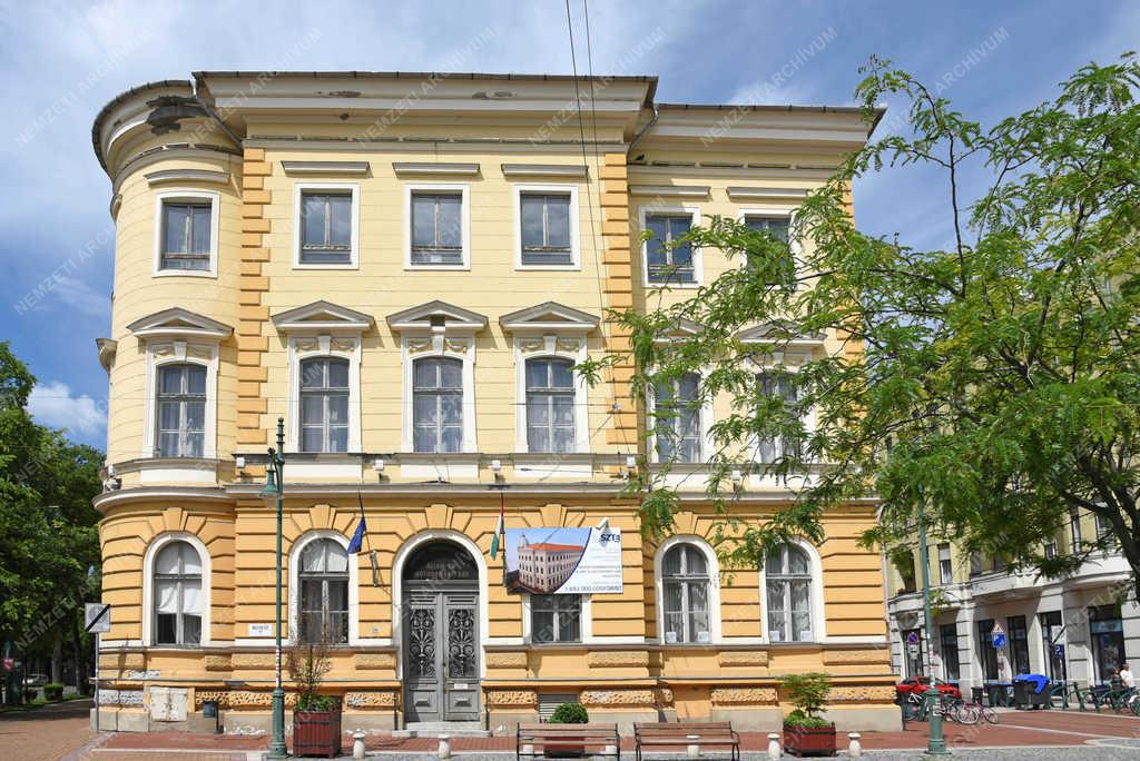 Városkép - Szeged - SZTE Állami és Jogtudományi kar