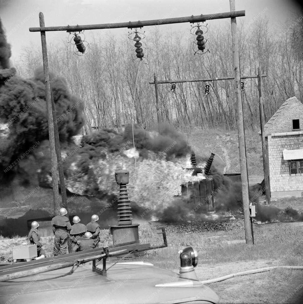 Katasztrófavédelem - Tűzoltási gyakorlat