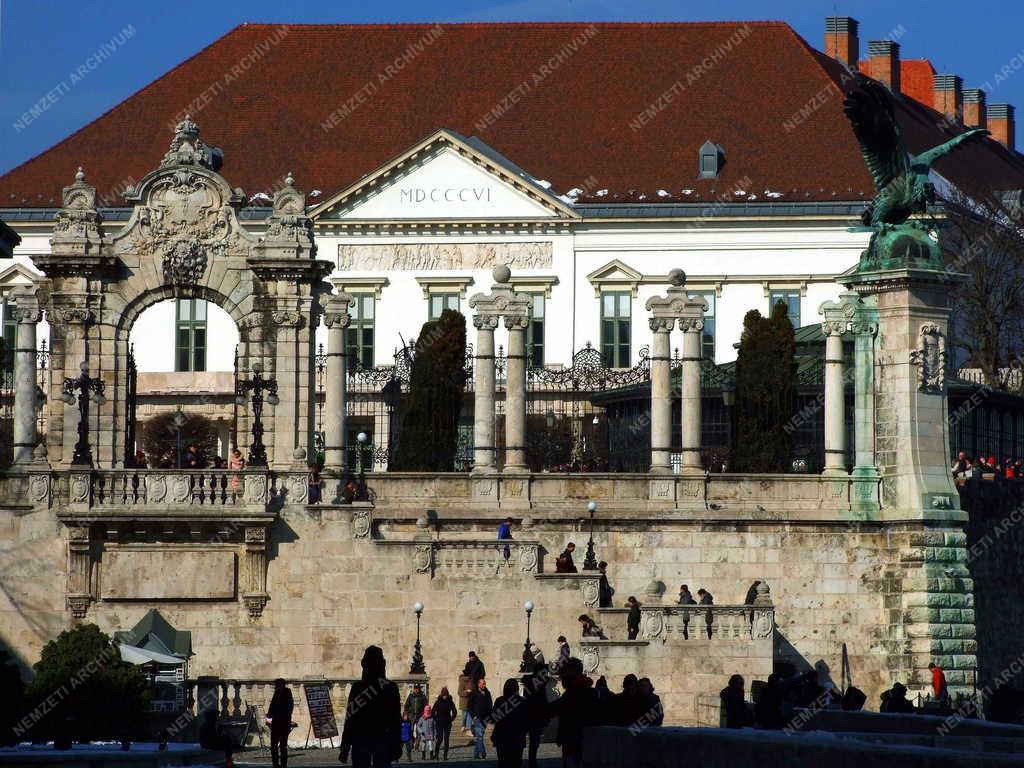 Városkép - Budapest - A Sándor-palota és környezete