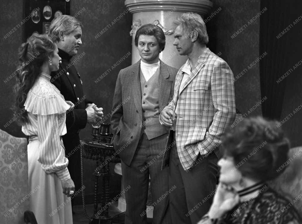 Kultúra - Film - A Barbárok című tv-film forgatása