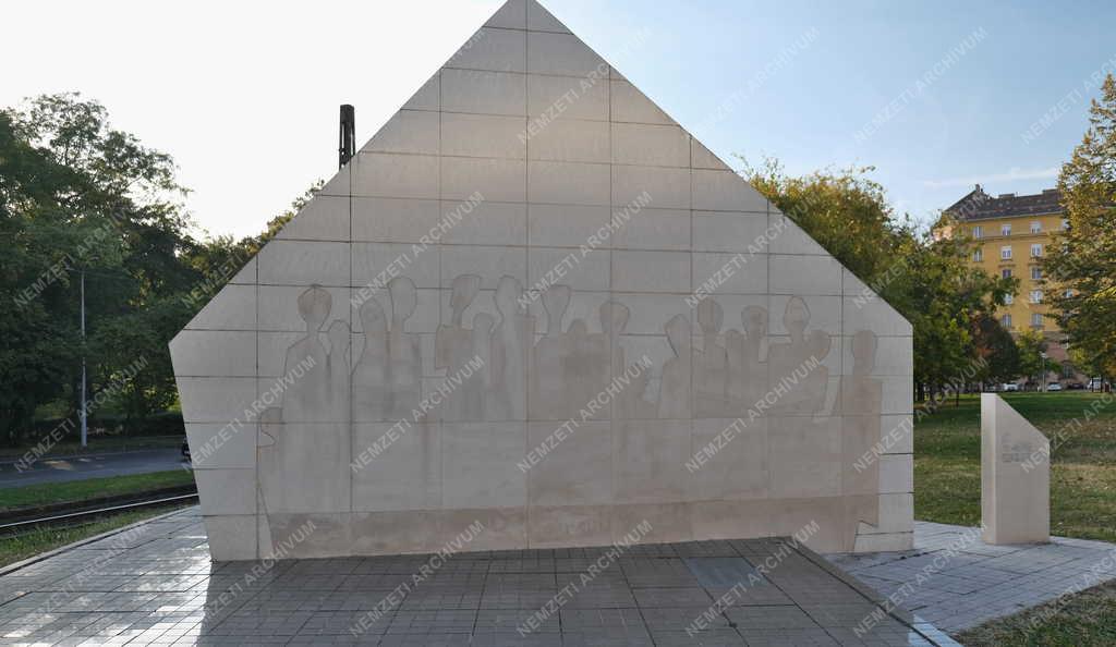 Városkép - Budapest - Az 1950-53 között kitelepítettek emlékműve