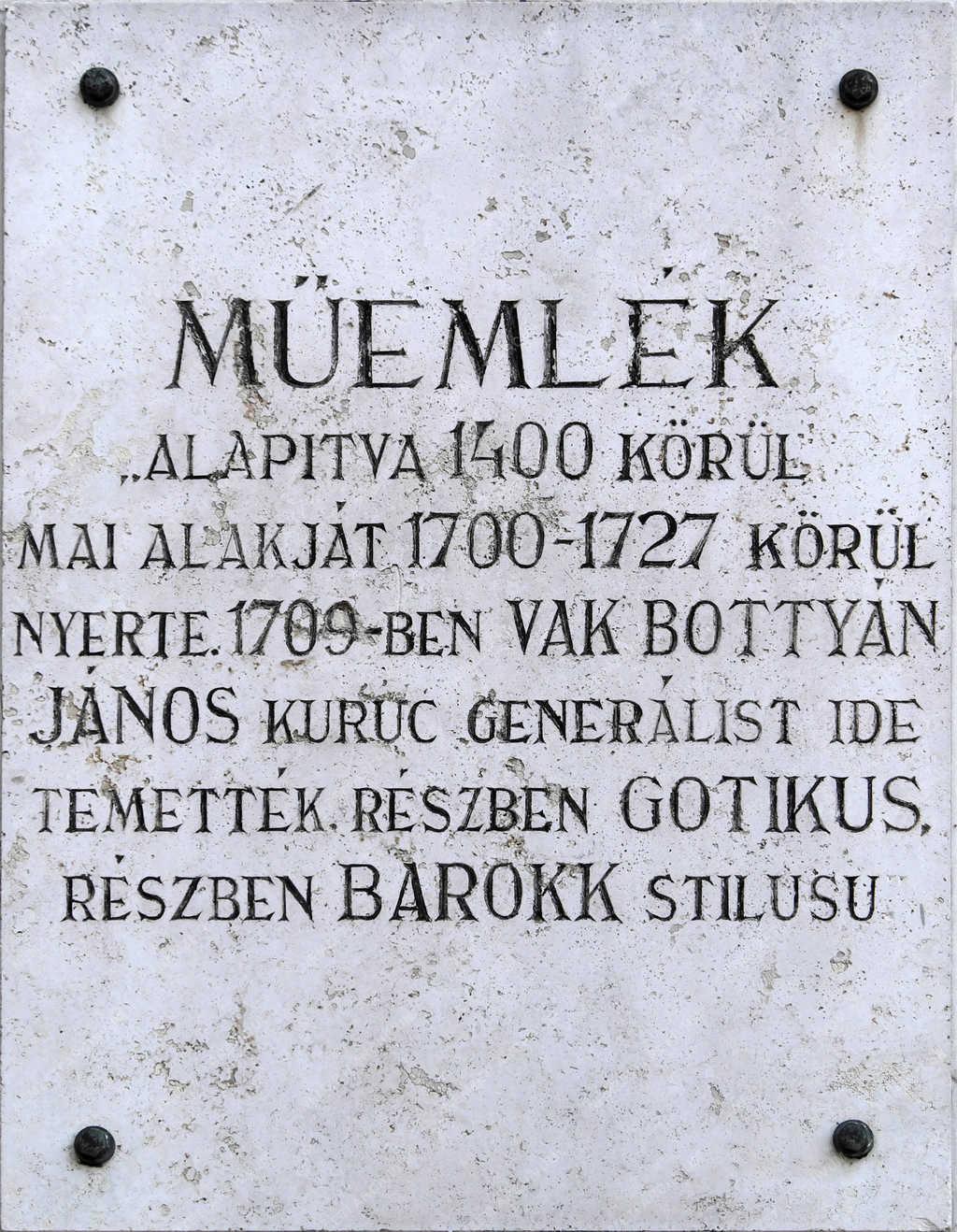 Egyházi épület - Gyöngyös - Sarlós Boldogasszony templom