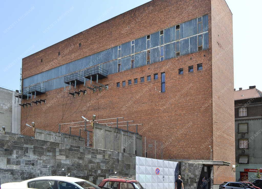 Épület - Budapest - Az ELMÜ áramátalakítójának épülete