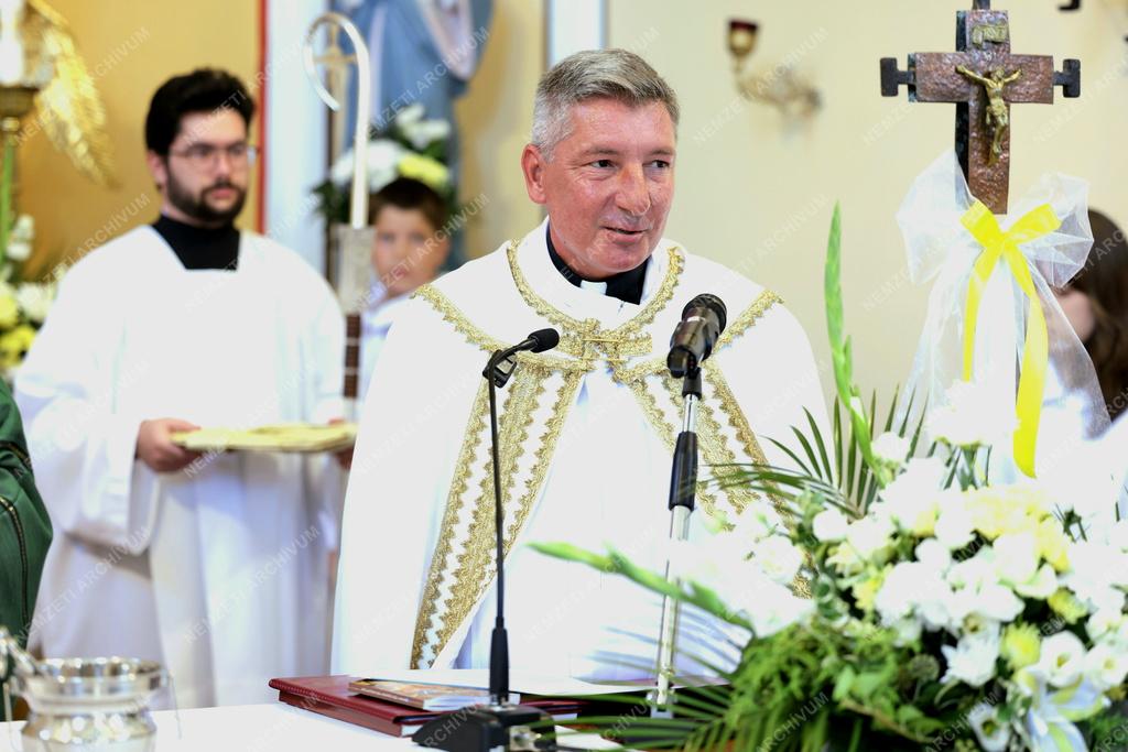 Felújított templomot adtak át a borsodi Tiszapalkonyán