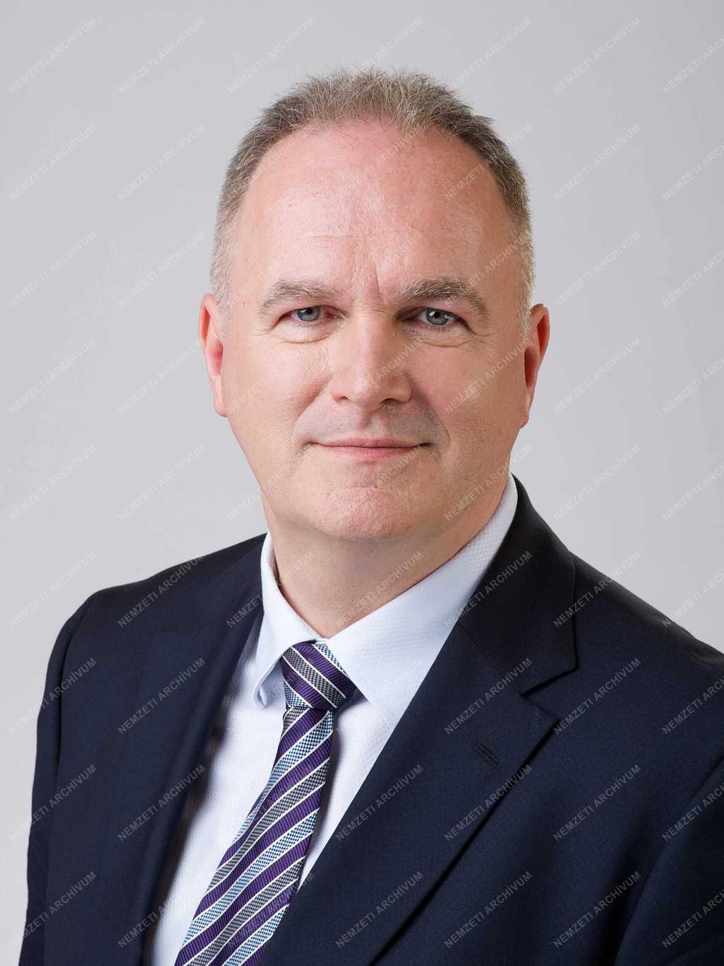 Új kormány - Államtitkárok - Szabó László