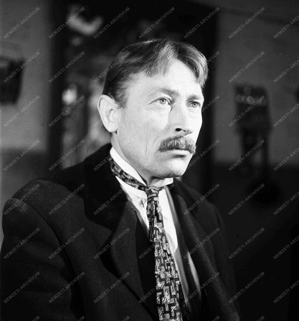 Színház - Sándor Kálmán: A harag napja