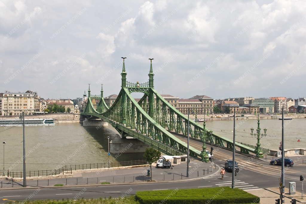 Városkép - Budapest - Szabadság híd 