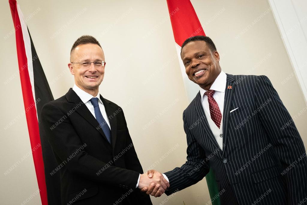 Szijjártó Péter Trinidad és Tobago külügyminiszterével tárgyalt 