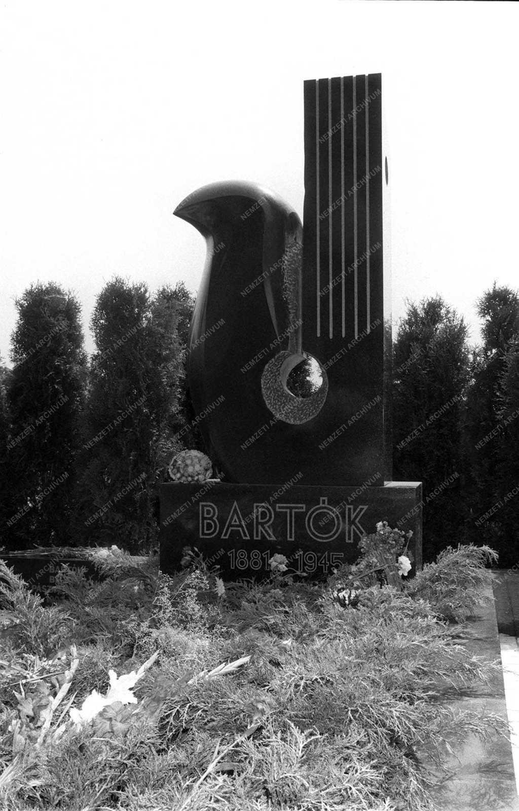Temető - Bartók Béla síremléke