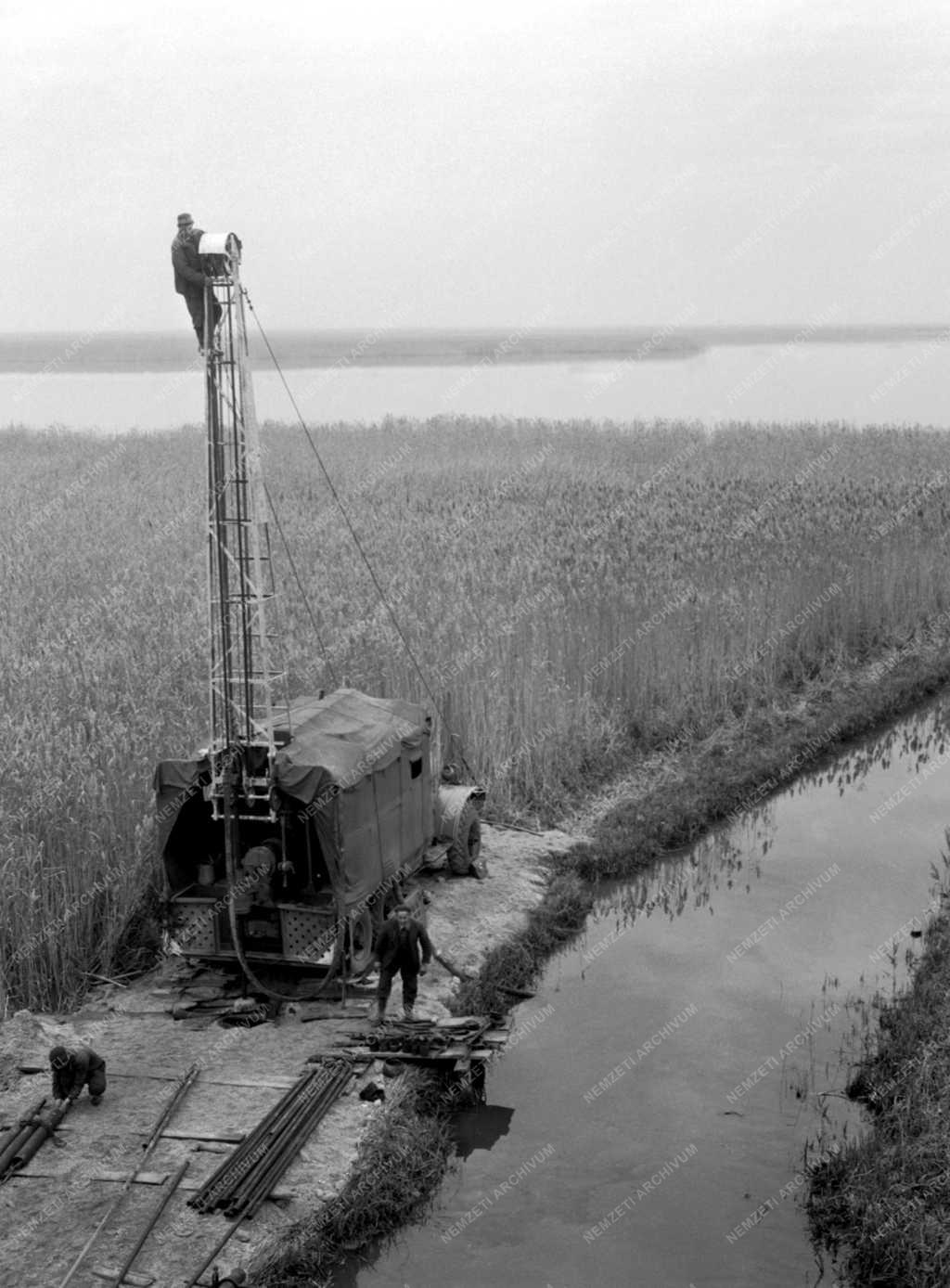 Természet - Bányászat - Ásványvíz után kutatnak a Fertő-tavon