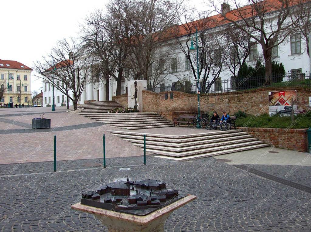 Városkép - Szekszárd - A Béla király tér