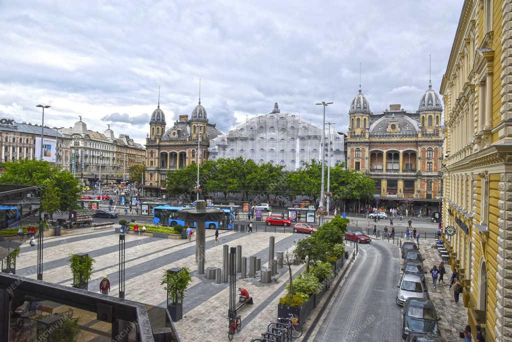 Közlekedés - Budapest - A Nyugati pályaudvar tetőfelújítása