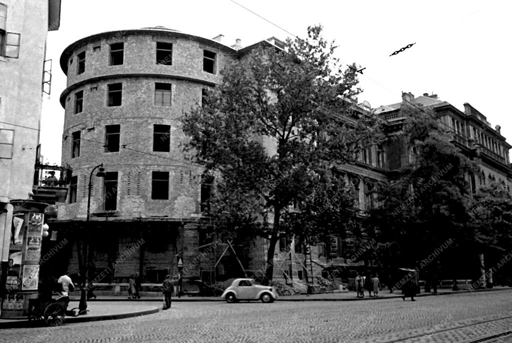 Egészségügy - A Haynal-klinika újjáépítése