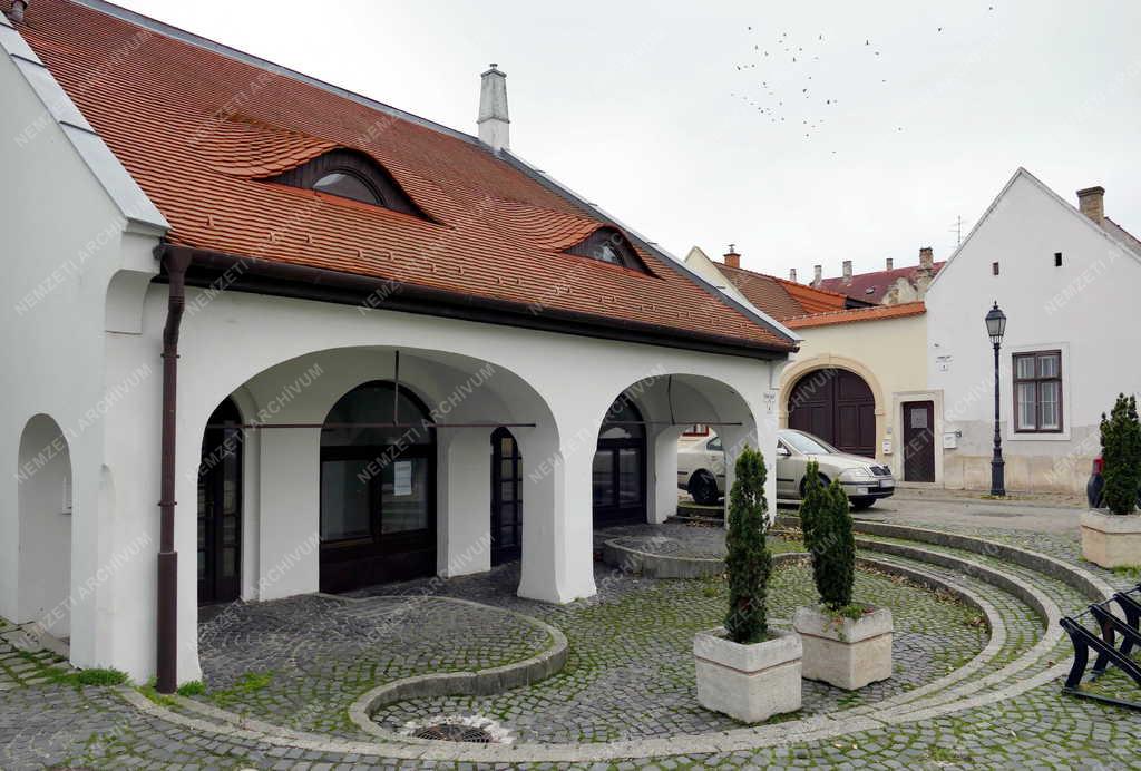 Városkép - Mosonmagyaróvár - Egykori mészárszék műemlék épülete