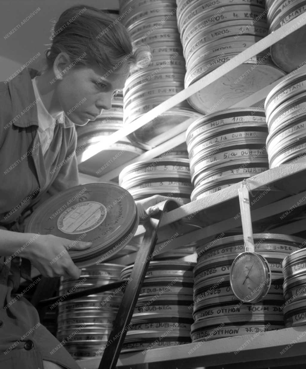 Kultúra - Magyar Filmtudományi Intézet