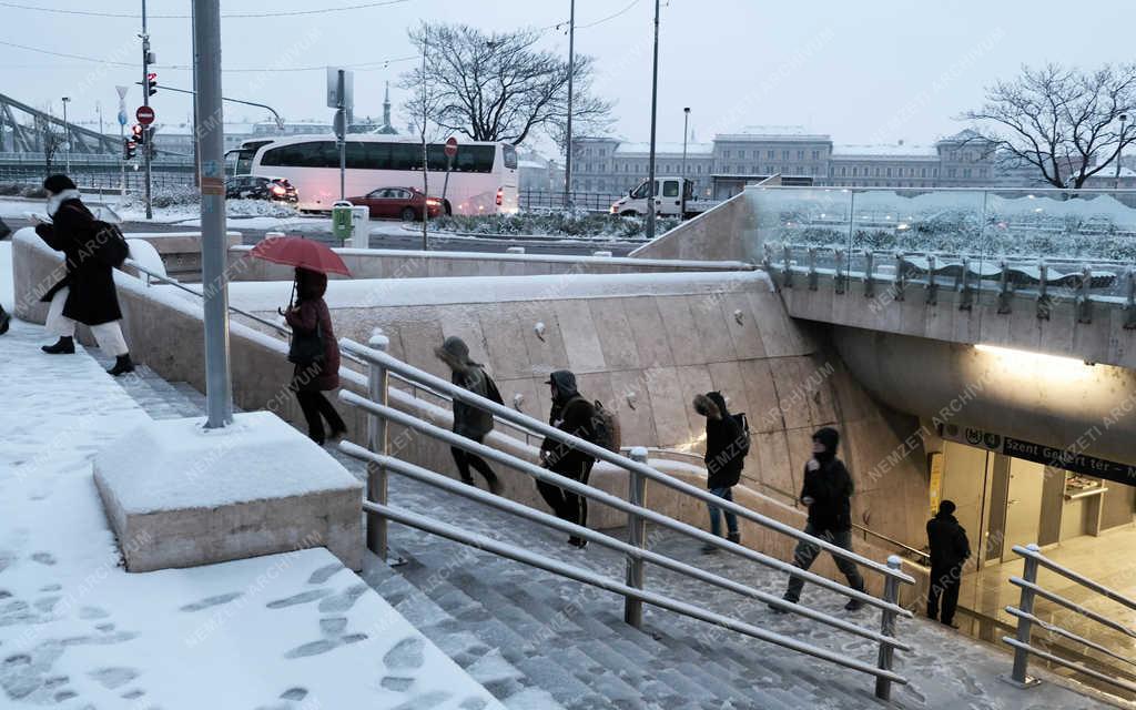 Időjárás - Budapest - Havas városkép