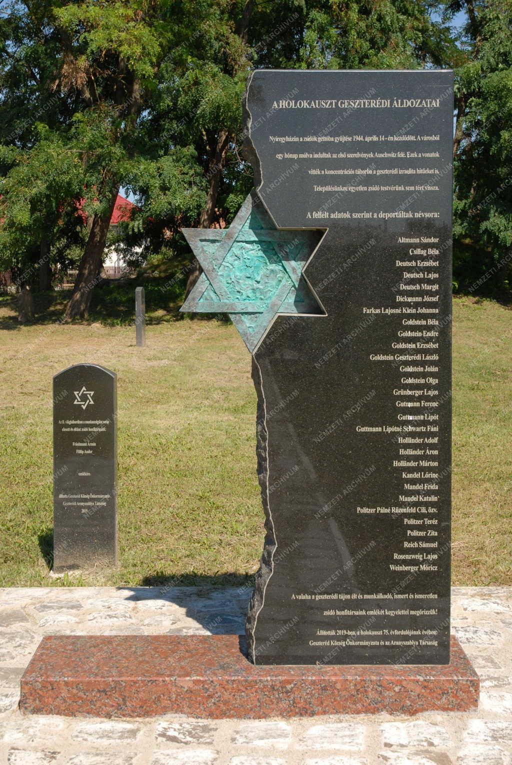 Kegyelet - Geszteréd - Holokauszt-emlékmű