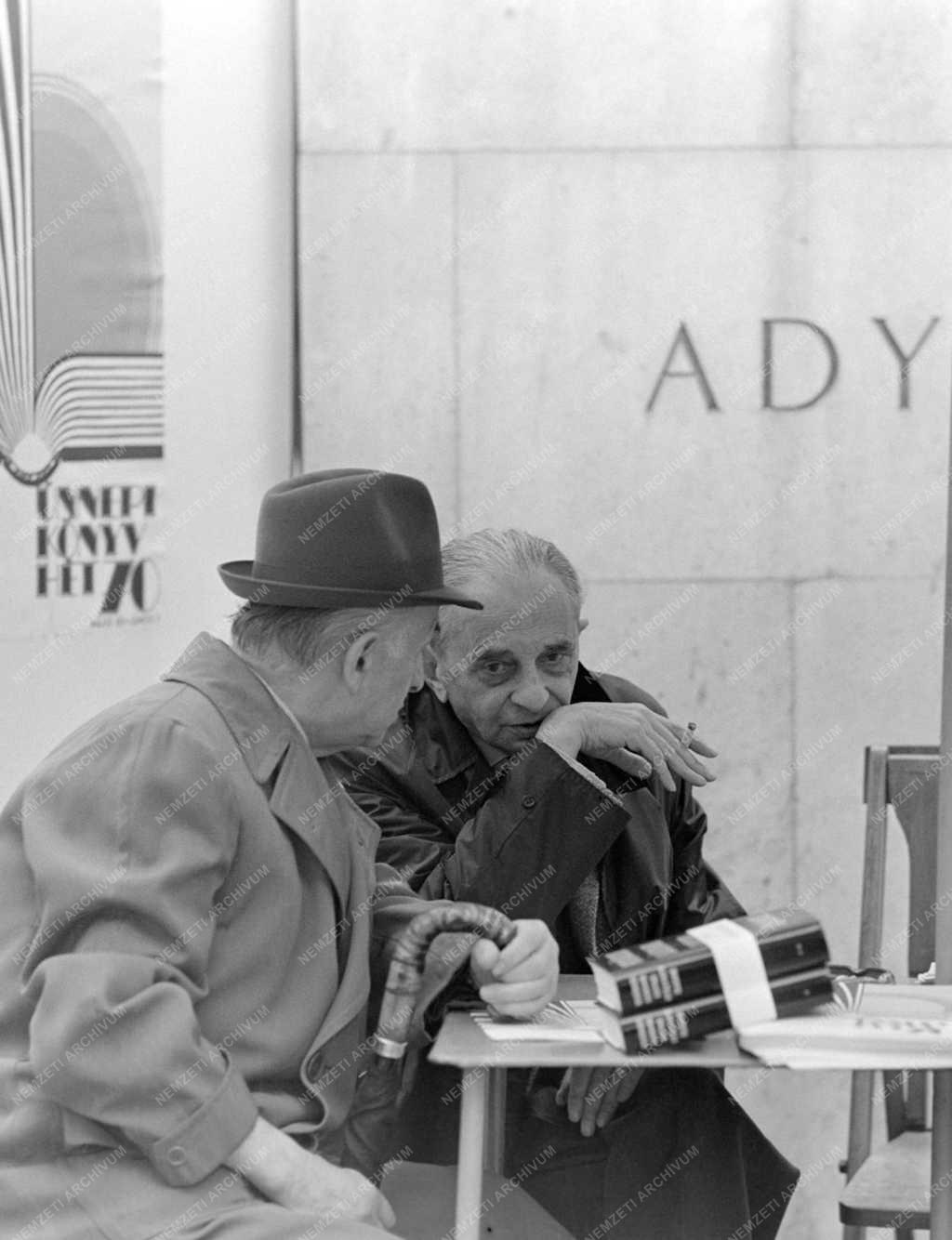 Ünnepi könyvhét