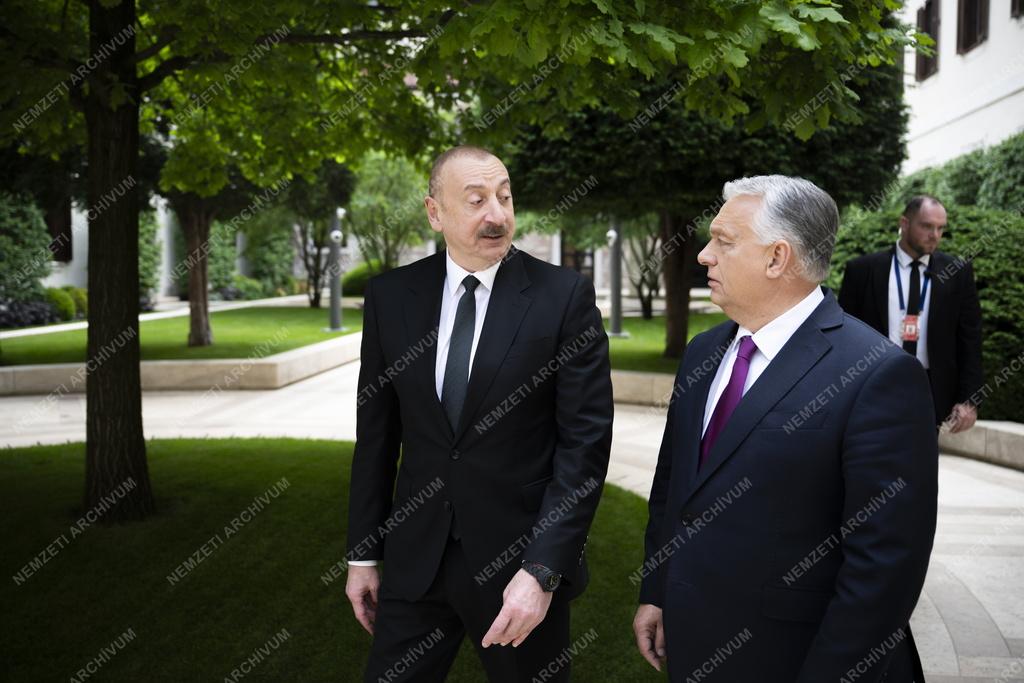 Orbán Viktor fogadta az azeri államfőt