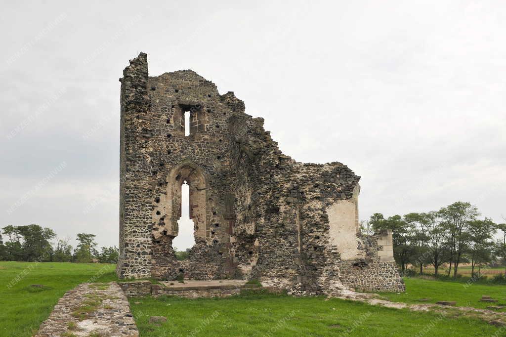 Taliándörögd - Templomrom