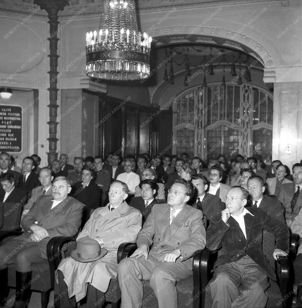 Évforduló - Julius Fucsik halálának 10. évfordulója 