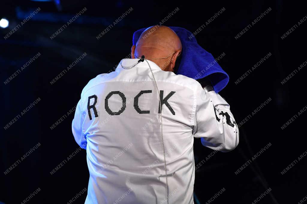 Televízió - M2 Petőfi TV - Akusztik koncert az A38 hajón 