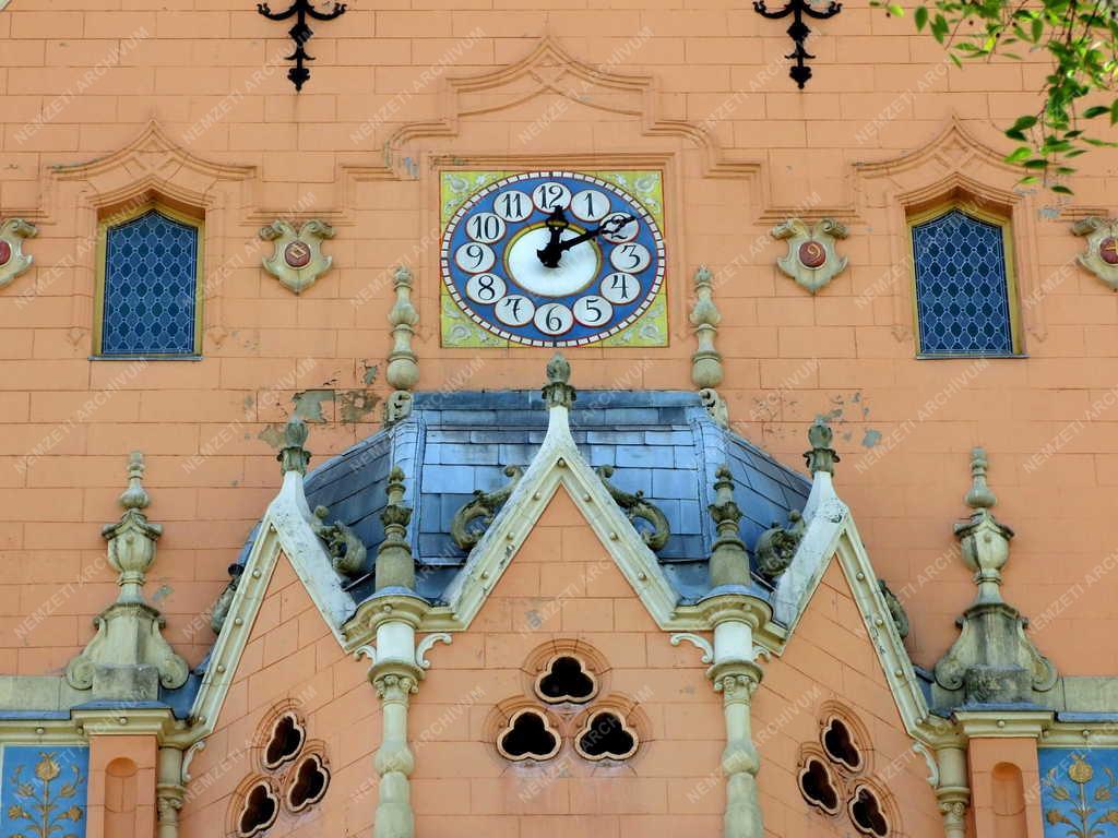 Épület - Kecskemét - A Városháza szecessziós épülete