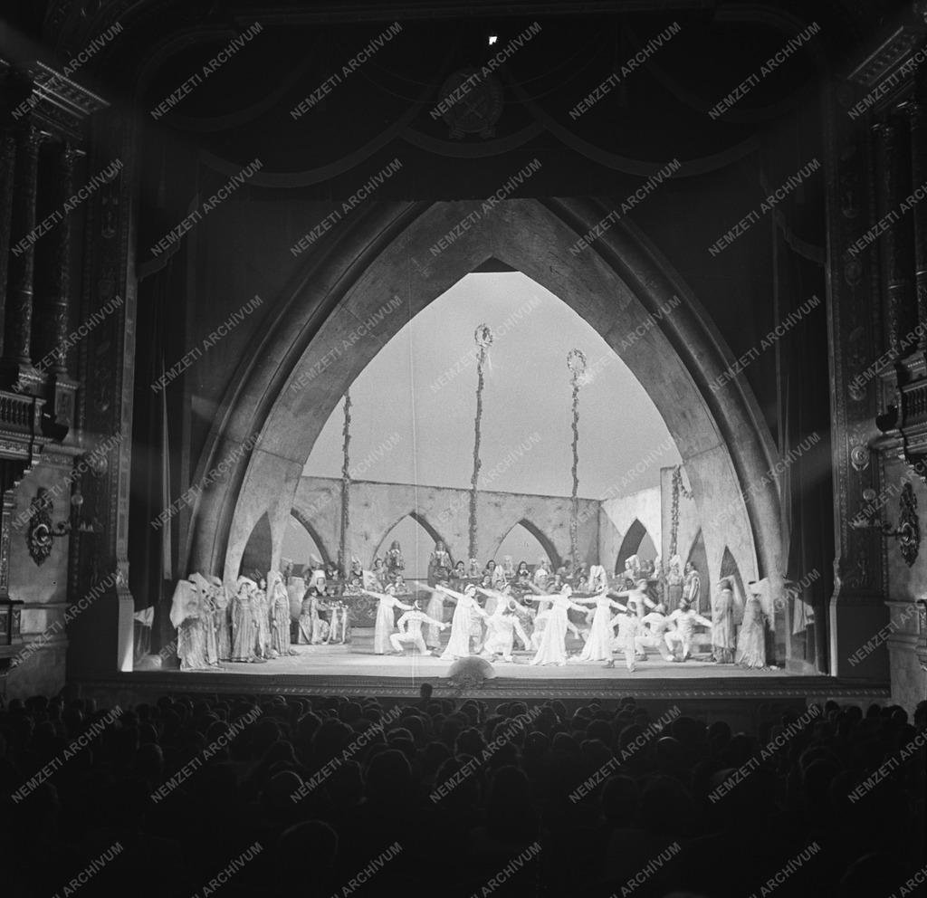Kultúra - Erkel Ferenc: Hunyadi László című operája az Erkel Színházban